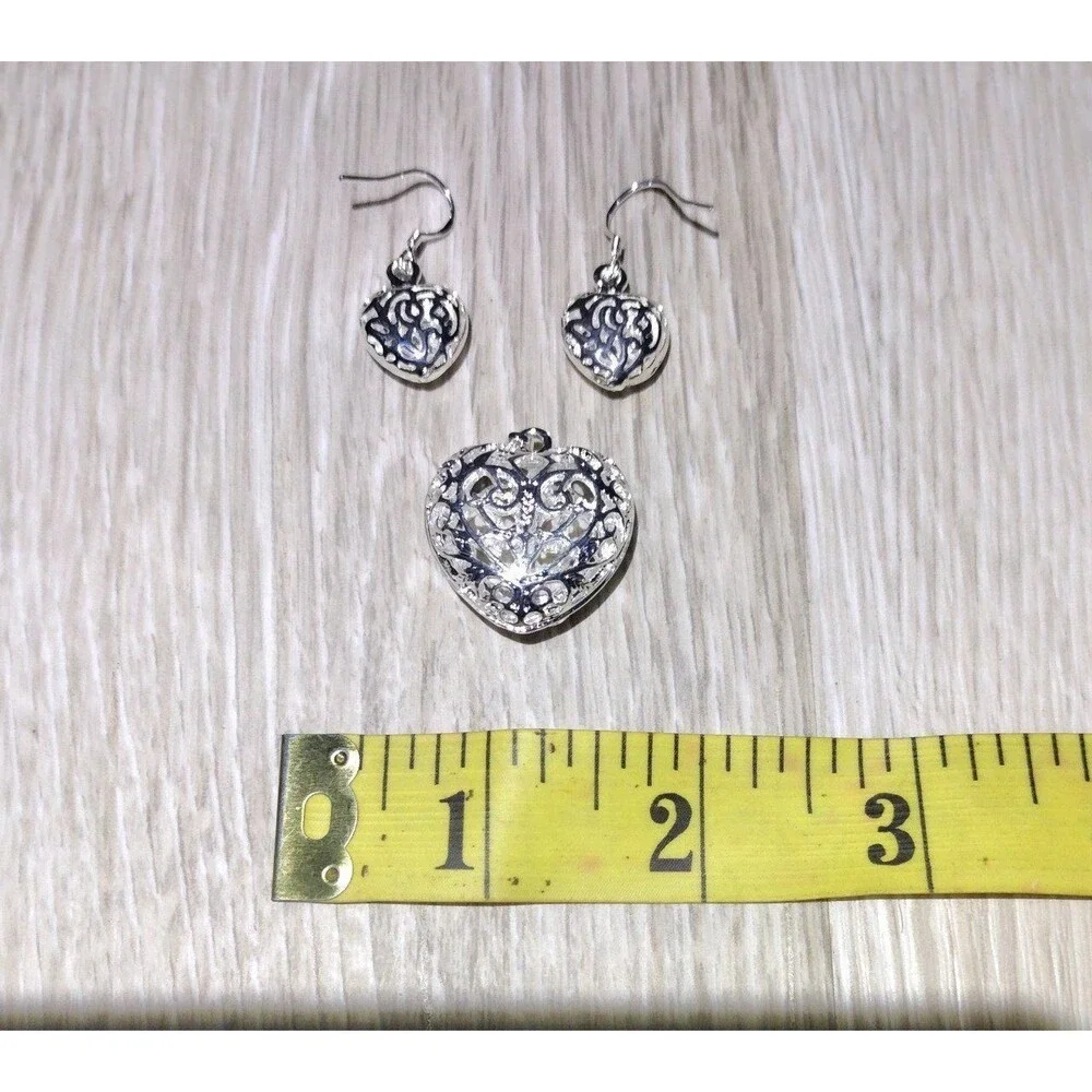 Earrings & Pendant Set - Silver - Picture 3 of 3